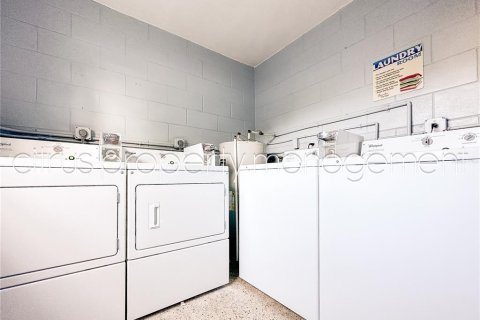 Appartement à louer à Orlando, Floride: 2 chambres, 80.36 m2 № 2399106 - photo 13