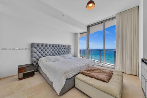 Condominio en venta en Sunny Isles Beach, Florida, 2 dormitorios, 134.43 m2 № 1694241 - foto 19