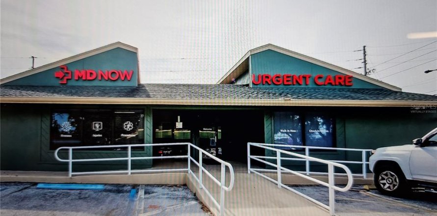 Immobilier commercial à Palm Harbor, Floride 267 m2 № 1676034
