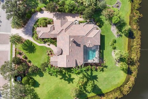 House in Lakewood Ranch, Florida 4 bedrooms, 369.57 sq.m. № 1919239 - photo 5