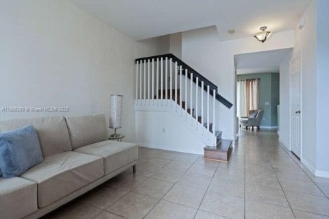 Touwnhouse à vendre à Homestead, Floride: 3 chambres, 146.04 m2 № 1941817 - photo 8