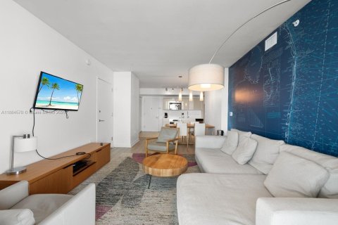 Condominio en venta en Hallandale Beach, Florida, 2 dormitorios, 95.5 m2 № 1930088 - foto 21