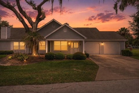 Condo in Leesburg, Florida, 3 bedrooms  № 2236106