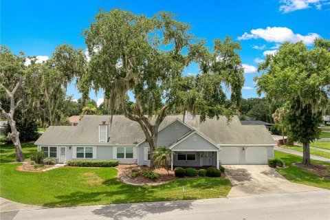 Condo in Leesburg, Florida, 3 bedrooms  № 2236106 - photo 2