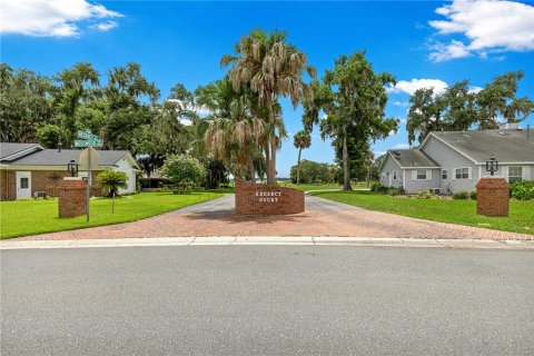 Condo in Leesburg, Florida, 3 bedrooms  № 2236106 - photo 24