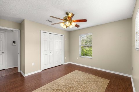 Condo in Leesburg, Florida, 3 bedrooms  № 2236106 - photo 16
