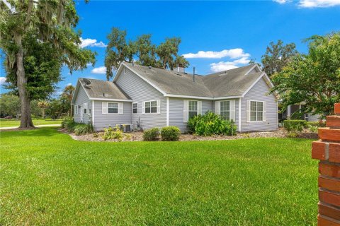 Condo in Leesburg, Florida, 3 bedrooms  № 2236106 - photo 23