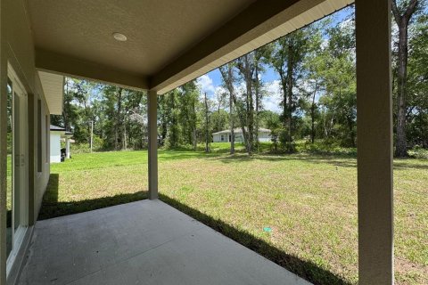 House in Citrus Springs, Florida 3 bedrooms, 127.83 sq.m. № 2201983 - photo 10