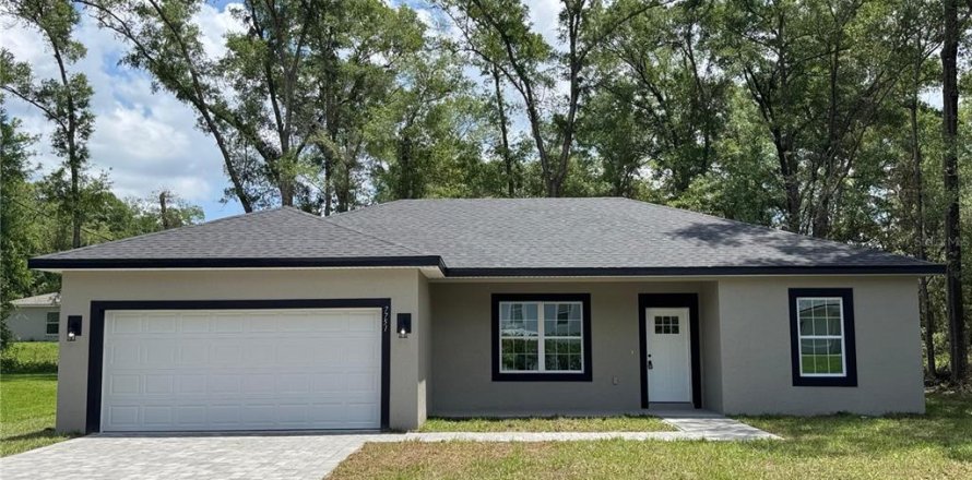 House in Citrus Springs, Florida 3 bedrooms, 127.83 sq.m. № 2201983