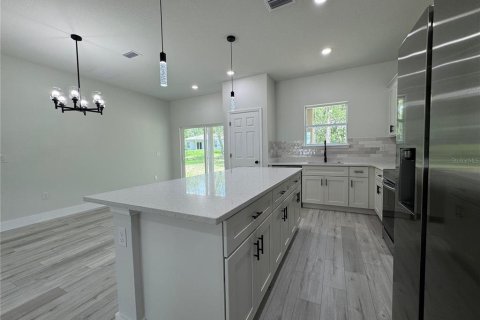 House in Citrus Springs, Florida 3 bedrooms, 127.83 sq.m. № 2201983 - photo 16