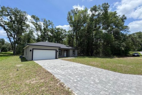 House in Citrus Springs, Florida 3 bedrooms, 127.83 sq.m. № 2201983 - photo 3