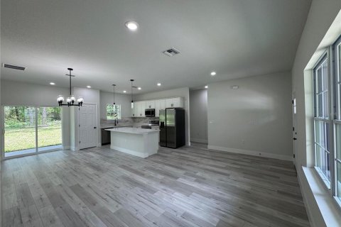 House in Citrus Springs, Florida 3 bedrooms, 127.83 sq.m. № 2201983 - photo 12
