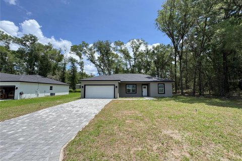 House in Citrus Springs, Florida 3 bedrooms, 127.83 sq.m. № 2201983 - photo 2