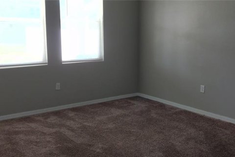 House in Haines City, Florida 3 bedrooms, 137.59 sq.m. № 1832943 - photo 4