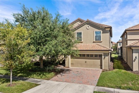 Casa en Davenport, Florida 6 dormitorios, 321.91 m2 № 2128271
