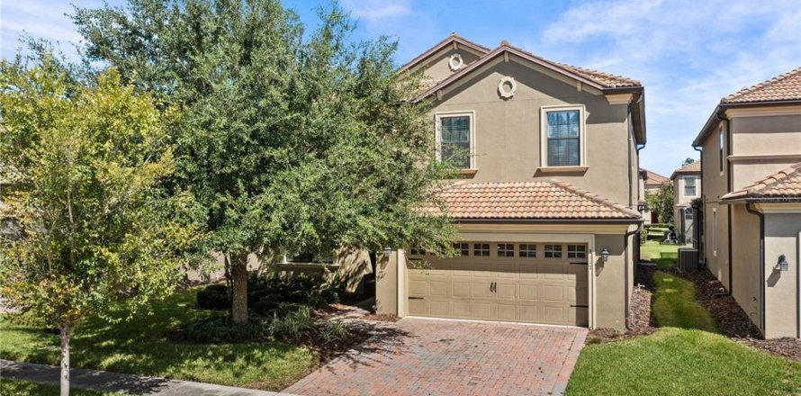 House in Davenport, Florida 6 bedrooms, 321.91 sq.m. № 2128271
