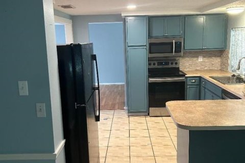Casa en alquiler en Hudson, Florida, 2 dormitorios, 123.93 m2 № 1911019 - foto 4