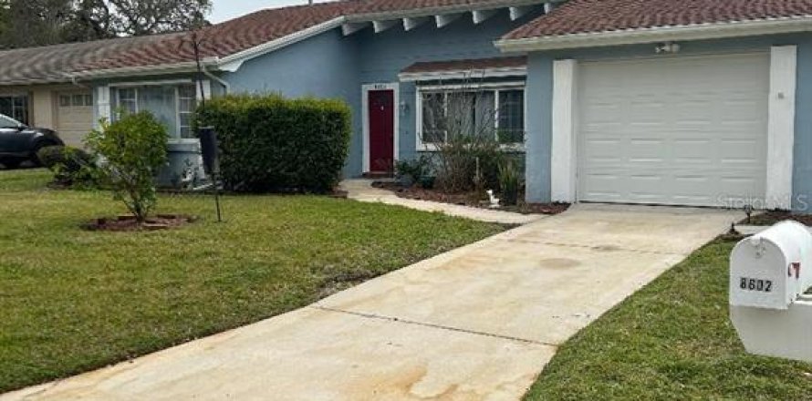 Casa en Hudson, Florida 2 dormitorios, 123.93 m2 № 1911019