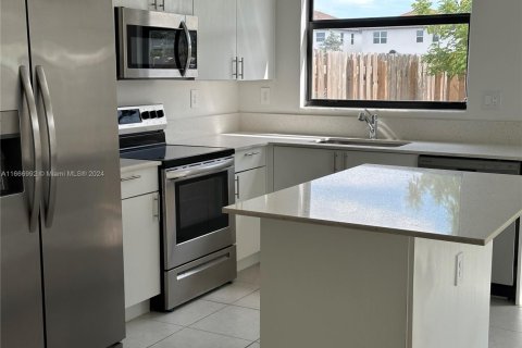 Townhouse in Homestead, Florida 3 bedrooms, 123.37 sq.m. № 1874500 - photo 5