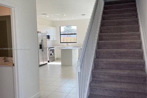 Townhouse in Homestead, Florida 3 bedrooms, 123.37 sq.m. № 1874500 - photo 10
