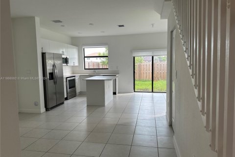 Townhouse in Homestead, Florida 3 bedrooms, 123.37 sq.m. № 1874500 - photo 7