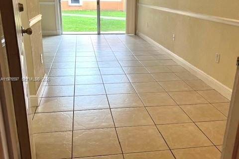 Купить кондоминиум в Майами, Флорида 1 спальня, 70.61м2, № 2050991 - фото 3