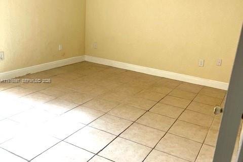 Купить кондоминиум в Майами, Флорида 1 спальня, 70.61м2, № 2050991 - фото 9