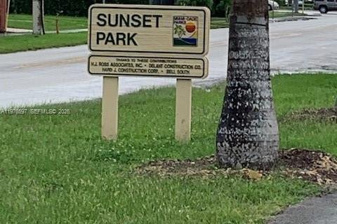 Купить кондоминиум в Майами, Флорида 1 спальня, 70.61м2, № 2050991 - фото 16