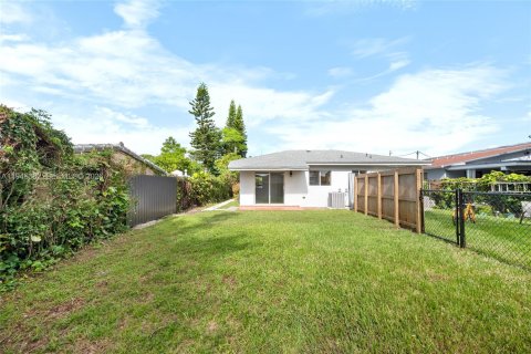 Immobilier commercial à vendre à Miami, Floride № 2002755 - photo 26