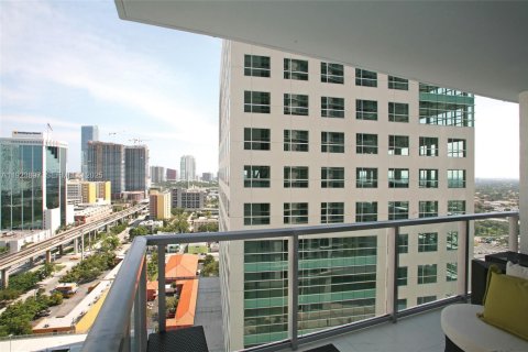 Copropriété à louer à Miami, Floride: 2 chambres, 120.77 m2 № 1982318 - photo 3
