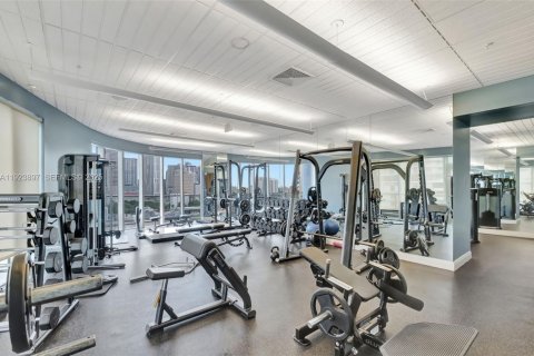 Copropriété à louer à Miami, Floride: 2 chambres, 120.77 m2 № 1982318 - photo 7