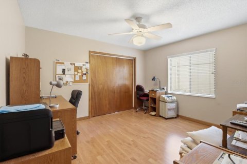 Immobilier commercial à vendre à Spring Hill, Floride: 4 chambres, 187.48 m2 № 2149262 - photo 18