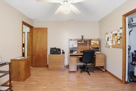 Immobilier commercial à vendre à Spring Hill, Floride: 4 chambres, 187.48 m2 № 2149262 - photo 17