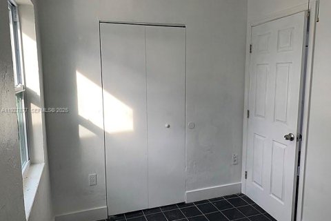 Villa ou maison à vendre à Fort Lauderdale, Floride: 3 chambres, 114.46 m2 № 1987935 - photo 3