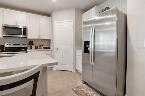House in Auburndale, Florida 3 bedrooms, 157.47 sq.m. № 1885635 - photo 6