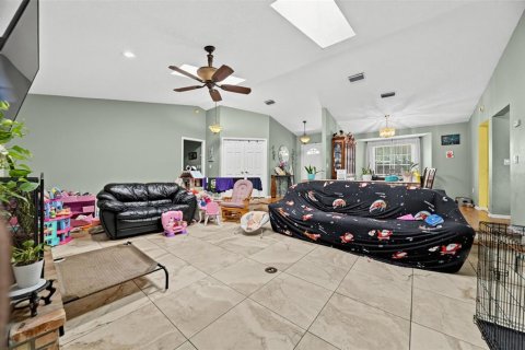 Casa en venta en Longwood, Florida, 4 dormitorios, 205.96 m2 № 2385603 - foto 9