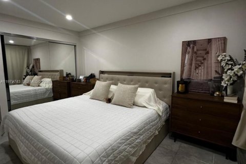 Touwnhouse à louer à Miami, Floride: 3 chambres, 162.95 m2 № 2032958 - photo 16