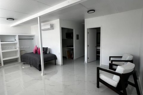 Touwnhouse à louer à Miami, Floride: 3 chambres, 162.95 m2 № 2032958 - photo 20
