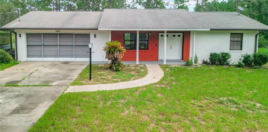 Casa en Dunnellon, Florida 3 dormitorios, 134.24 m2 № 1916600