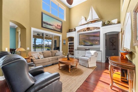 House in Kissimmee, Florida 4 bedrooms, 286.51 sq.m. № 1654595 - photo 6