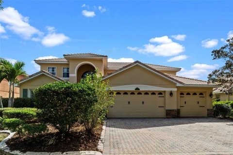 House in Kissimmee, Florida 4 bedrooms, 286.51 sq.m. № 1654595 - photo 2