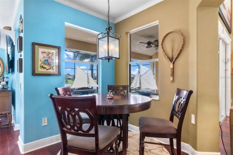 House in Kissimmee, Florida 4 bedrooms, 286.51 sq.m. № 1654595 - photo 11