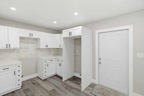Villa ou maison à vendre à Hialeah, Floride: 3 chambres, 133.22 m2 № 2176475 - photo 10
