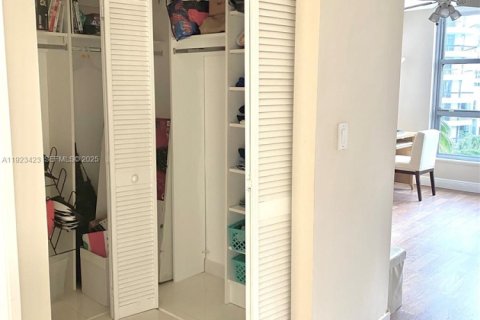 Купить кондоминиум в Авентура, Флорида 2 спальни, 126.81м2, № 1982513 - фото 30