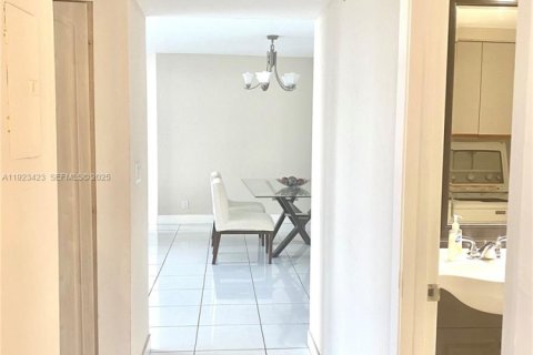 Купить кондоминиум в Авентура, Флорида 2 спальни, 126.81м2, № 1982513 - фото 14