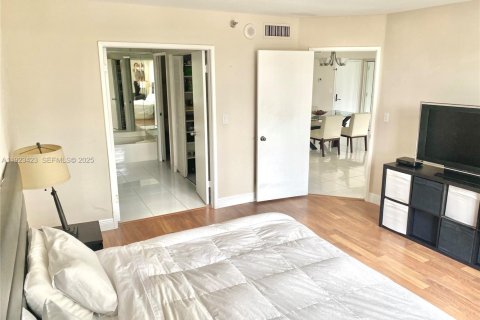 Купить кондоминиум в Авентура, Флорида 2 спальни, 126.81м2, № 1982513 - фото 21