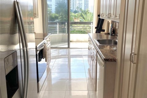 Купить кондоминиум в Авентура, Флорида 2 спальни, 126.81м2, № 1982513 - фото 7