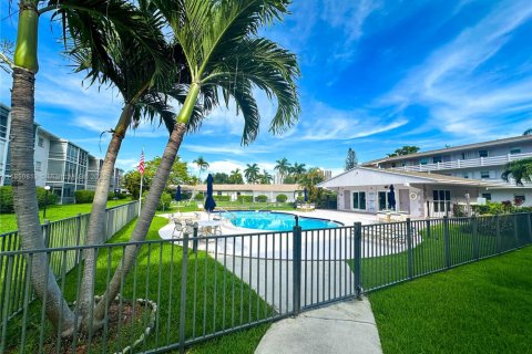 Copropriété à vendre à Hallandale Beach, Floride: 1 chambre, 66.89 m2 № 1961033 - photo 5