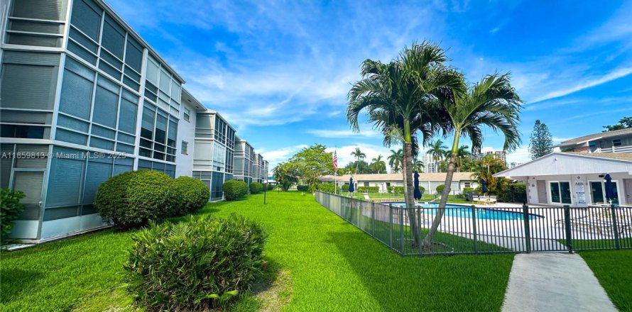 Condo à Hallandale Beach, Floride, 1 chambre № 1961033
