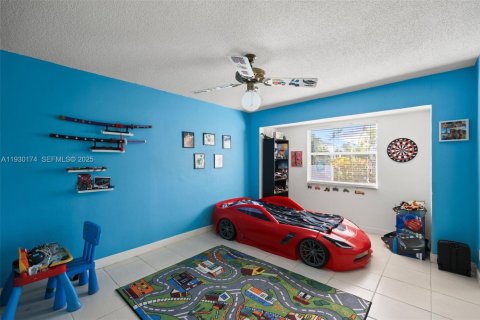 House in Lighthouse Point, Florida 3 bedrooms, 190.08 sq.m. № 1989008 - photo 26